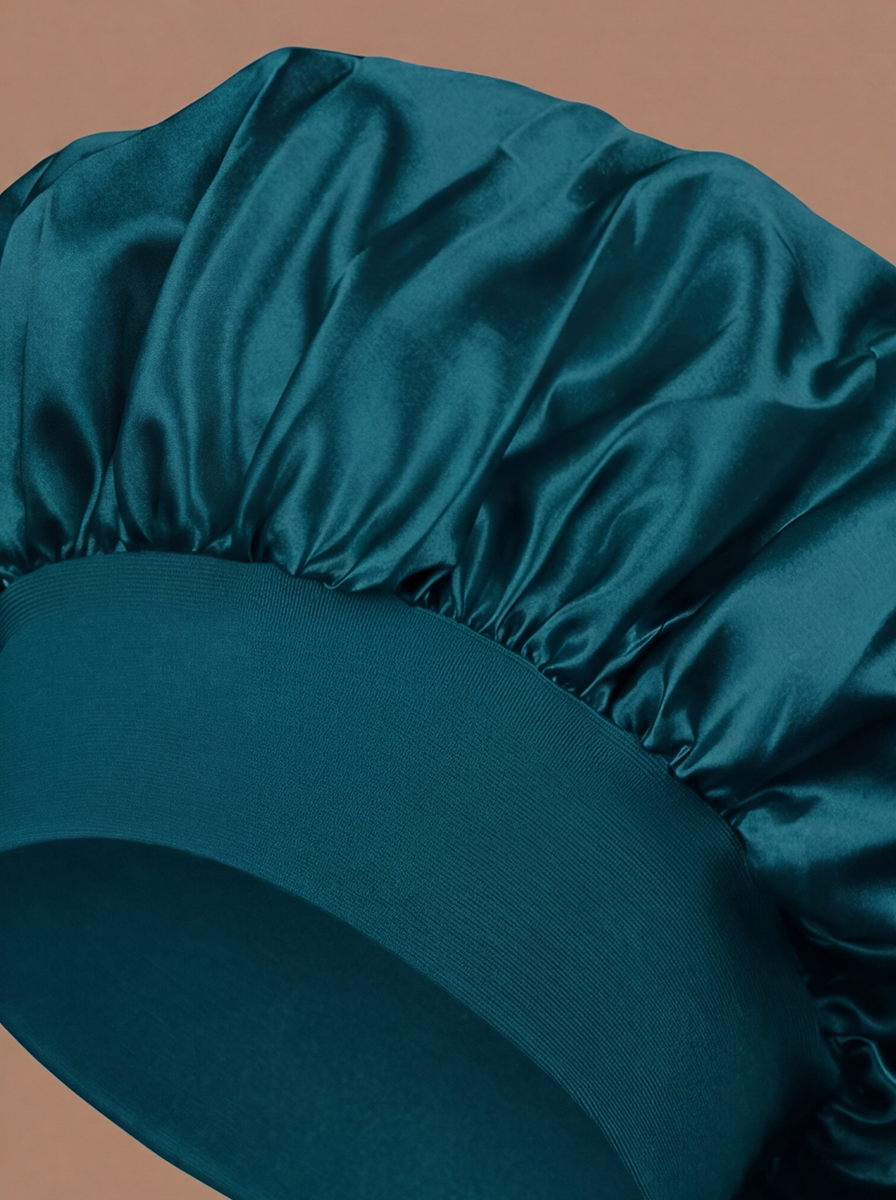 Teal Silky Bonnet – Saint Durag – detail view